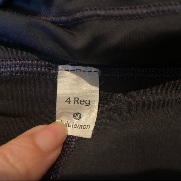 LULULEMON Play Off The Pleats Sun Dazed Multi Blue Athletic Skirt Skort Size 4 - Picture 6 of 6